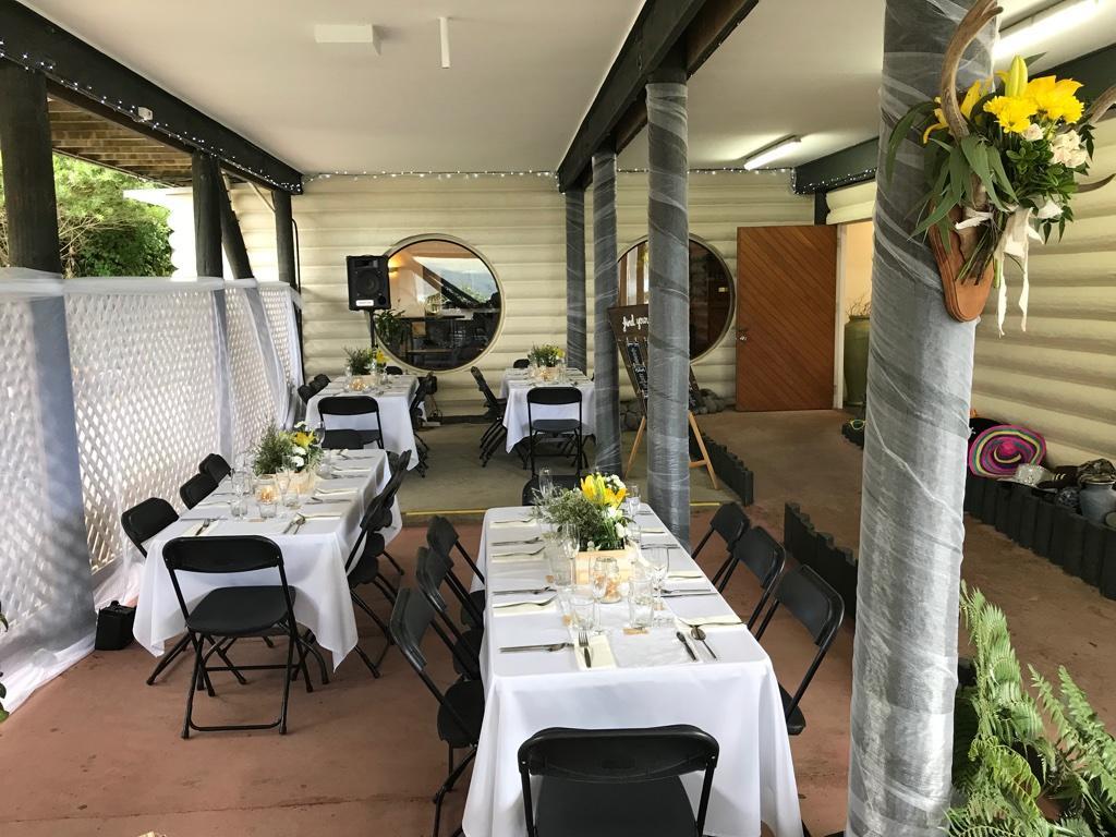 Tipi And Bobs Waterfront Lodge Tryphena Extérieur photo